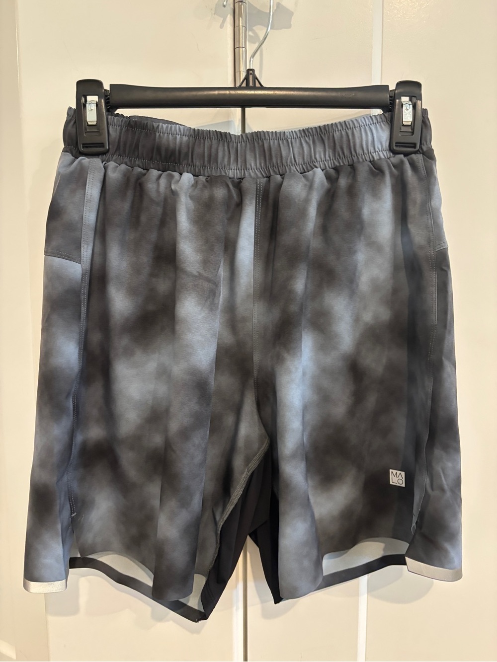 Malo Republic WYN Men's Storm Gray Noosa 2.0 7” Athletic Shorts. Size XS